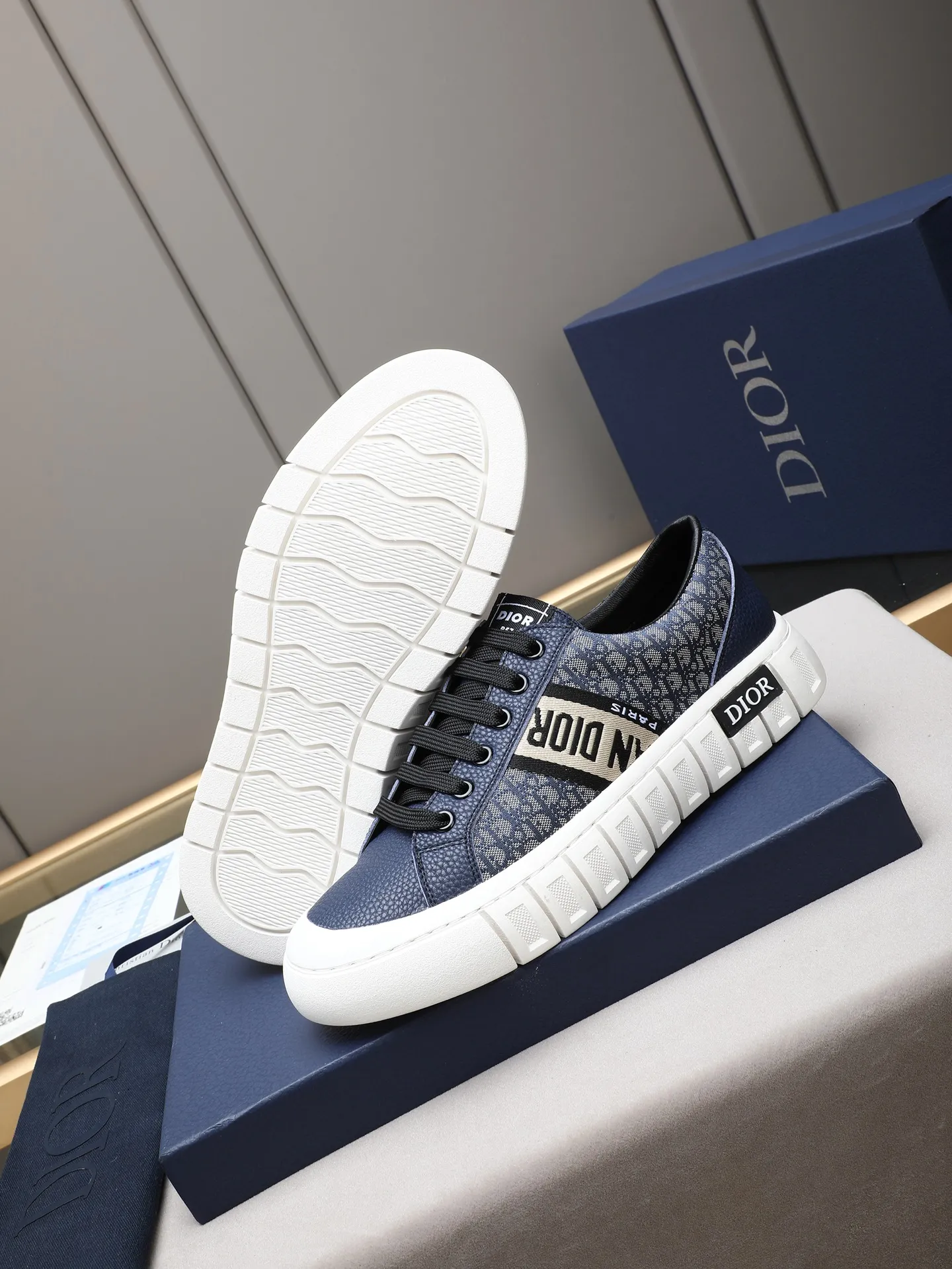 PP420 2025 latest Dior🆕The latest men's casual sports shoes, the upper is made of imported cowhide➕Dior special material! Breathable sheepskin. TPU ultra-soled, lightweight and wear-resistant! Size:38-44 (45 customized)